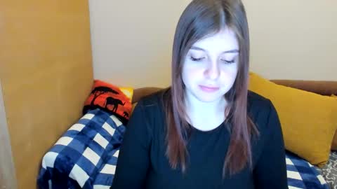 Snapshot of lexiluxlov chatting on December 3, 2025, 8:00 am Elisabeth online show from December 3, 2025, 8:00 am