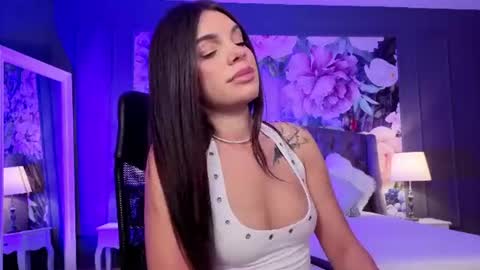 Lexi online show from July 7, 2026, 7:23 am