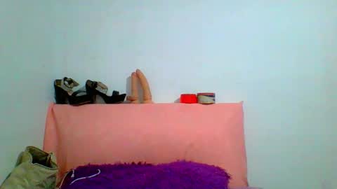 Snapshot of lexxie_weed chatting on December 3, 2025, 2:30 am Lexxie online show from December 3, 2025, 2:30 am