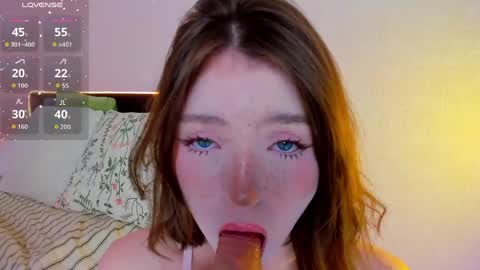 Snapshot of lexxxxxxi chatting on April 22, 2026, 6:42 pm lexi miu online show from April 22, 2026, 6:42 pm