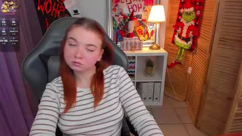 lexxxyone online show from December 11, 2024, 12:23 pm