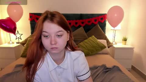 lexxxyone online show from February 17, 2025, 1:21 pm