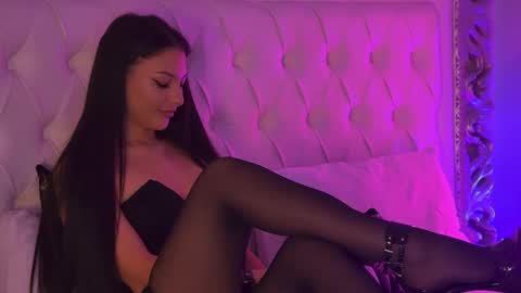 LexyBanks online show from December 19, 2025, 8:21 am