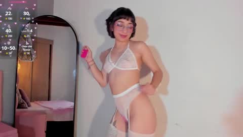 Snapshot of lexy_bluu chatting on October 22, 2025, 3:56 pm Lexy online show from October 22, 2025, 3:56 pm
