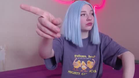 Snapshot of lexy_l0vy chatting on March 5, 2026, 6:53 am LexxxY online show from March 5, 2026, 6:53 am