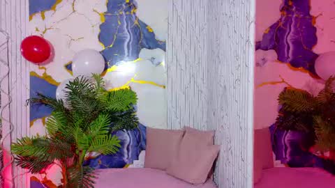 Snapshot of lexy_tay chatting on July 15, 2026, 11:48 am lexy_tay online show from July 15, 2026, 11:48 am