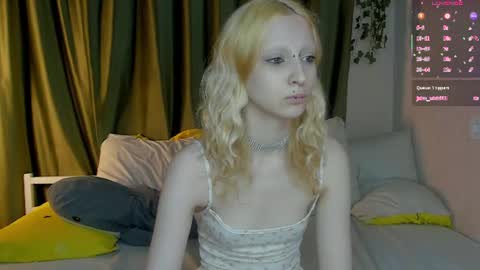 Lexy online show from June 17, 2026, 4:08 pm
