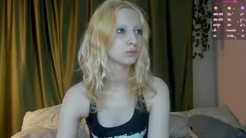 Lexy online show from June 18, 2026, 4:11 pm