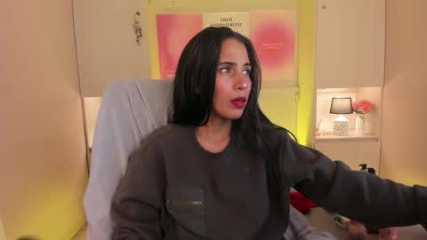 Snapshot of lexyquinn_ chatting on February 12, 2026, 4:18 am L I A online show from February 12, 2026, 4:18 am