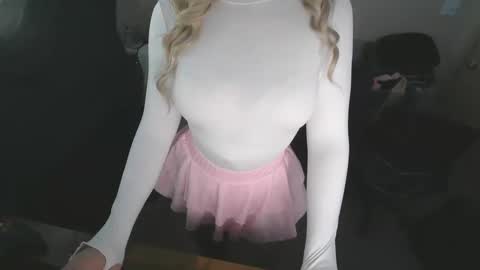 lexysexy101 online show from September 9, 2025, 7:24 pm