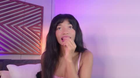 lexyskye online show from March 21, 2026, 11:59 am