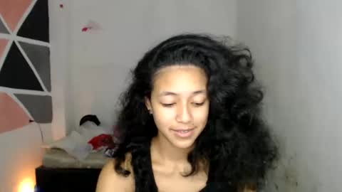 Snapshot of ley_blus1 chatting on December 11, 2024, 6:04 am lolita online show from December 11, 2024, 6:04 am