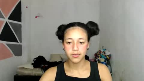 Snapshot of ley_blus1 chatting on December 13, 2024, 5:16 am lolita online show from December 13, 2024, 5:16 am