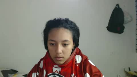 Snapshot of ley_blus1 chatting on February 12, 2025, 3:27 pm lolita online show from February 12, 2025, 3:27 pm