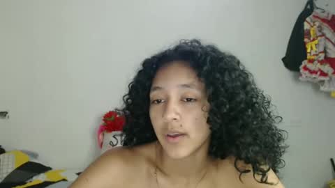 Snapshot of ley_blus1 chatting on February 20, 2025, 5:29 pm lolita online show from February 20, 2025, 5:29 pm