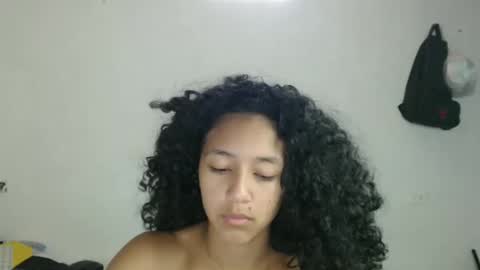 Snapshot of ley_blus1 chatting on February 21, 2025, 4:37 pm lolita online show from February 21, 2025, 4:37 pm