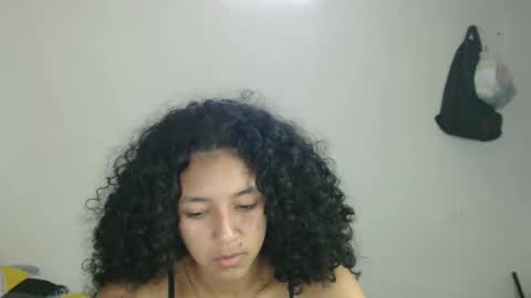 Snapshot of ley_blus1 chatting on February 24, 2025, 4:58 pm lolita online show from February 24, 2025, 4:58 pm