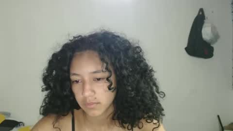 Snapshot of ley_blus1 chatting on February 25, 2025, 2:33 pm lolita online show from February 25, 2025, 2:33 pm