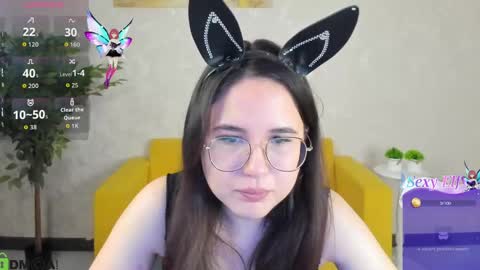 Snapshot of leylamirage chatting on April 15, 2026, 1:18 pm leylamirage online show from April 15, 2026, 1:18 pm