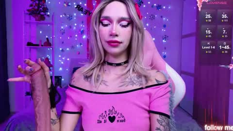 Snapshot of leylanoir_02 chatting on January 6, 2026, 2:54 pm LEA online show from January 6, 2026, 2:54 pm