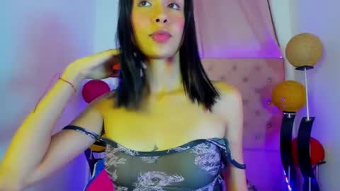 Snapshot of leylastras chatting on January 28, 2025, 12:57 am leylastras latina girl slim colombia girlfriends play and pussy lesbians online show from January 28, 2025, 12:57 am