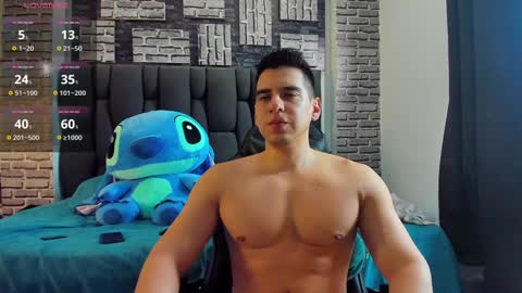 L E Y T O N online show from December 8, 2024, 8:04 pm