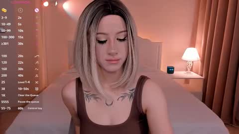 Lisa online show from November 13, 2025, 5:28 am