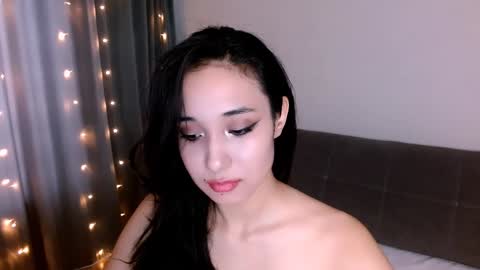 Snapshot of li_noen chatting on February 5, 2025, 4:37 am Li  online show from February 5, 2025, 4:37 am