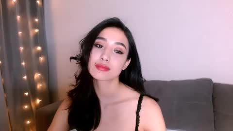 Snapshot of li_noen chatting on March 8, 2025, 2:55 am Li  online show from March 8, 2025, 2:55 am