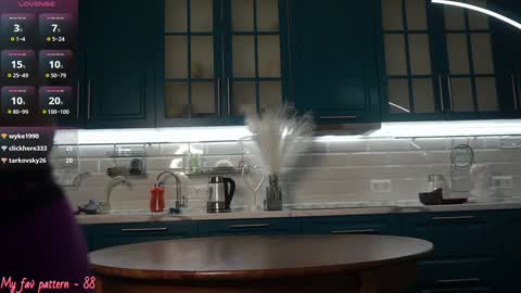 Snapshot of li_queen_ chatting on December 11, 2024, 5:26 pm Hey Im Alexa tg online show from December 11, 2024, 5:26 pm