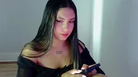 Snapshot of lia_14_ chatting on February 6, 2026, 9:40 pm Lia online show from February 6, 2026, 9:40 pm