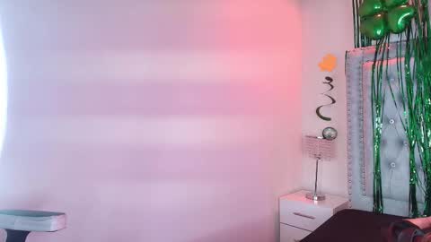 Lia  online show from March 21, 2026, 8:19 am