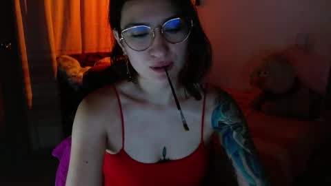 liliana online show from May 12, 2026, 5:59 am