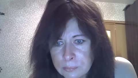 lia_ang online show from October 21, 2025, 4:41 pm