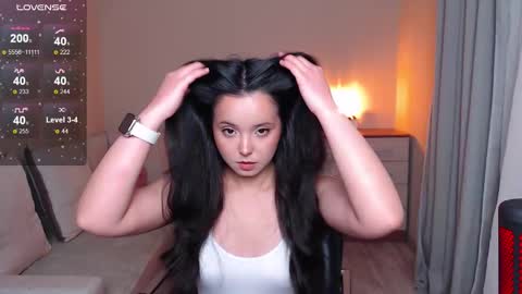 Snapshot of lia_hetty chatting on November 25, 2025, 5:02 pm L I A online show from November 25, 2025, 5:02 pm