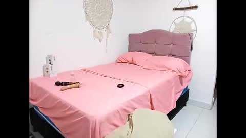 Lia online show from March 30, 2026, 5:41 am