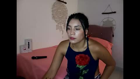 Lia online show from April 7, 2026, 5:46 pm