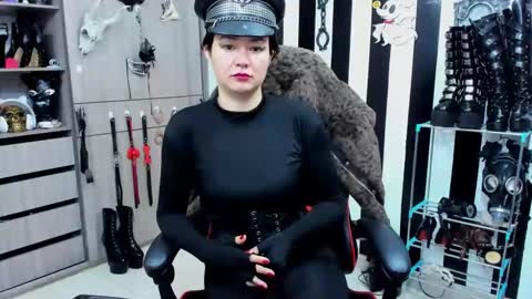 Snapshot of lia_izumy chatting on January 12, 2025, 8:14 am . online show from January 12, 2025, 8:14 am