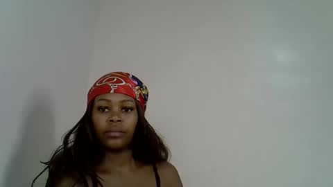 lia online show from October 25, 2025, 5:59 am