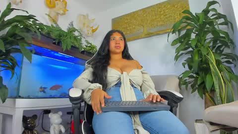 Snapshot of lia_lovelly chatting on April 14, 2026, 4:51 am lia_lovelly online show from April 14, 2026, 4:51 am