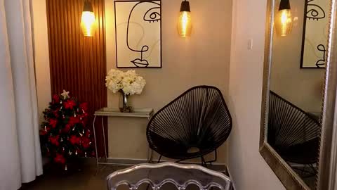 Snapshot of lia_mar_ chatting on December 1, 2025, 6:13 pm LIA online show from December 1, 2025, 6:13 pm