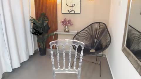 LIA online show from February 9, 2026, 6:12 pm