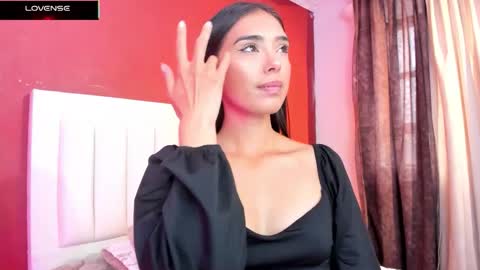 Snapshot of lia_moret chatting on October 10, 2025, 2:05 pm lia_moret online show from October 10, 2025, 2:05 pm