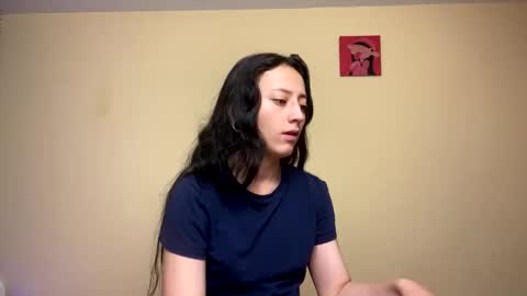 Snapshot of lia_queen610 chatting on February 26, 2026, 11:59 pm Little Queen Lia online show from February 26, 2026, 11:59 pm