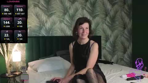 Snapshot of lia_reyn chatting on September 12, 2025, 2:11 am lia_reyn online show from September 12, 2025, 2:11 am