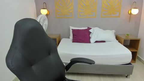 Snapshot of lia_sexx19 chatting on December 28, 2024, 2:54 am Lia online show from December 28, 2024, 2:54 am