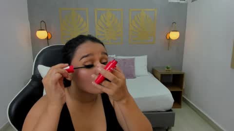 Snapshot of lia_sexx19 chatting on February 20, 2025, 2:29 am Lia online show from February 20, 2025, 2:29 am