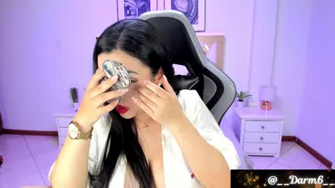 Alejandra online show from March 5, 2025, 8:21 am