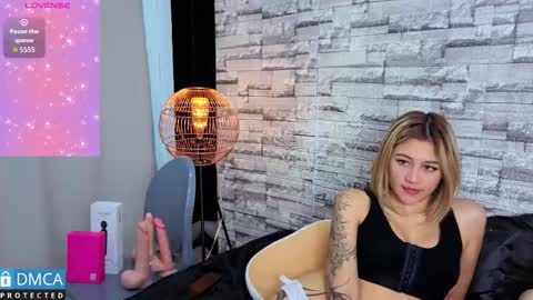 Snapshot of lia_summer1 chatting on November 27, 2025, 9:17 pm lia summer1 online show from November 27, 2025, 9:17 pm