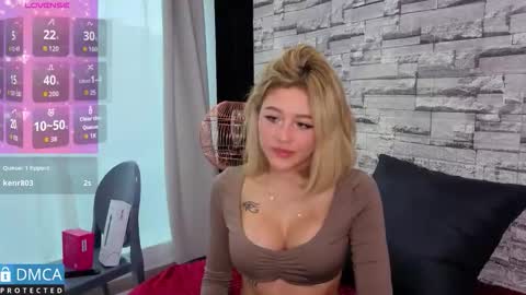 Snapshot of lia_summer1 chatting on December 22, 2025, 7:22 pm lia summer1 online show from December 22, 2025, 7:22 pm